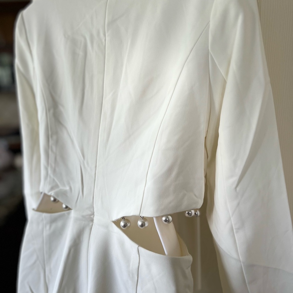 Lavish Alice Cut Out Detail Blazer Dress with Pearl Trim SZ 8 NWT - Picture 13 of 15